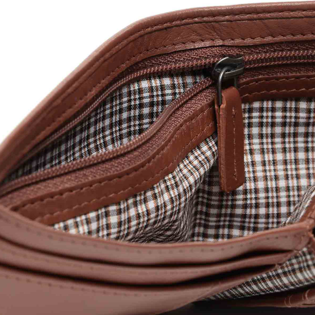 BUSBY THATCHER TAB BILLFOLD WALLET WITH COIN POCKET & BACK INSIDE ZIP - Image 5