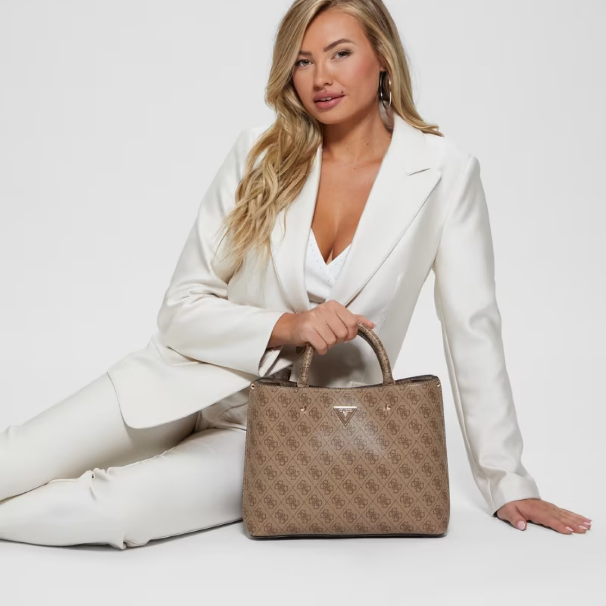 GUESS MERIDIAN GIRLFRIEND SATCHEL - Image 5