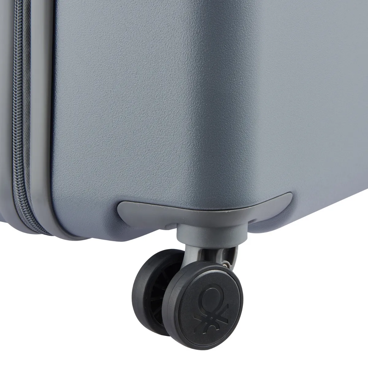 UNITED COLORS OF BENETTON UCB HARDSIDE 70CM TROLLEY CASE - Image 9