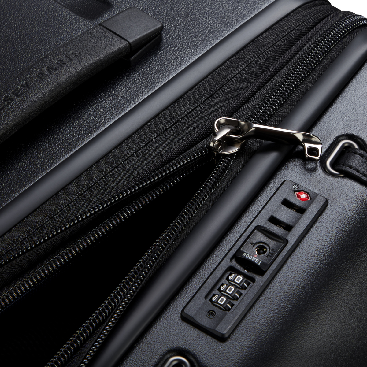 DELSEY CADENCE 82CM TROLLEY CASE - Image 7